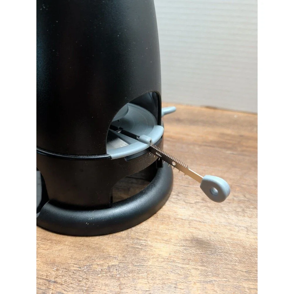 Pampered Chef Veggie Spiralizer #1179 Manual Vegetable Slicer Zoodler Black